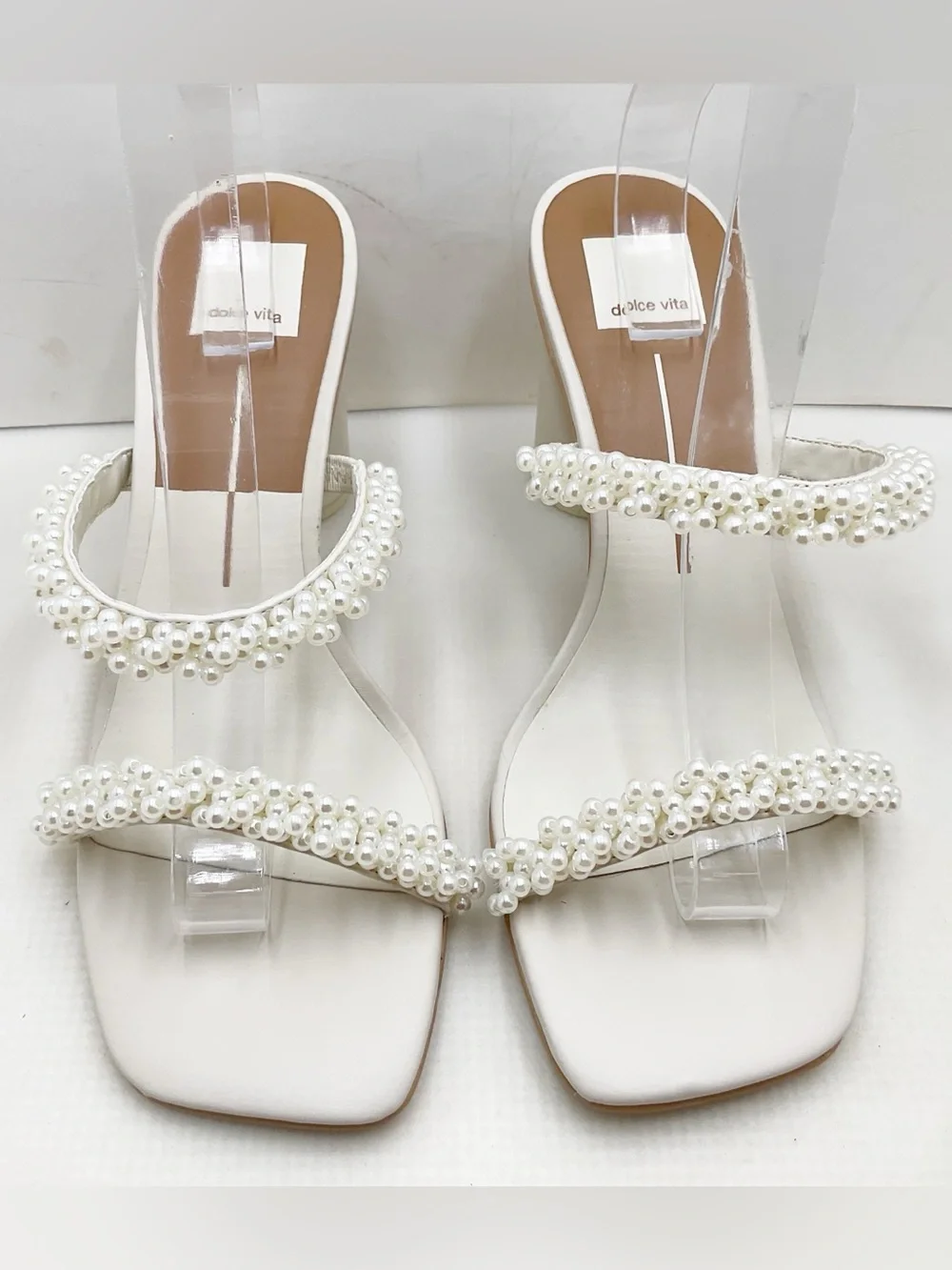 🆕{Dolce Vita} Noel Vanilla Pearls Sandals